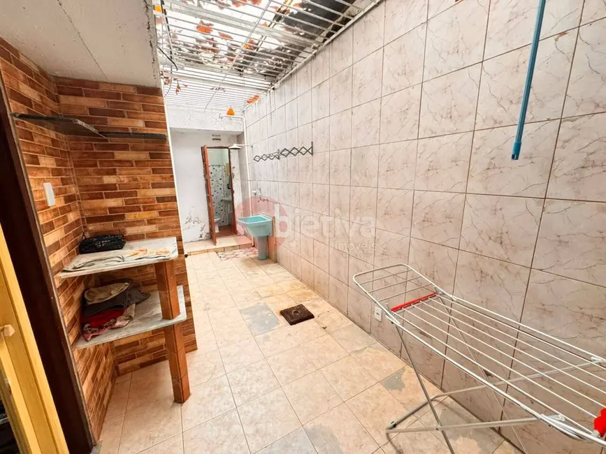 Foto 9 de Casa de Condomínio com 3 quartos à venda, 79m2 em Braga, Cabo Frio - RJ