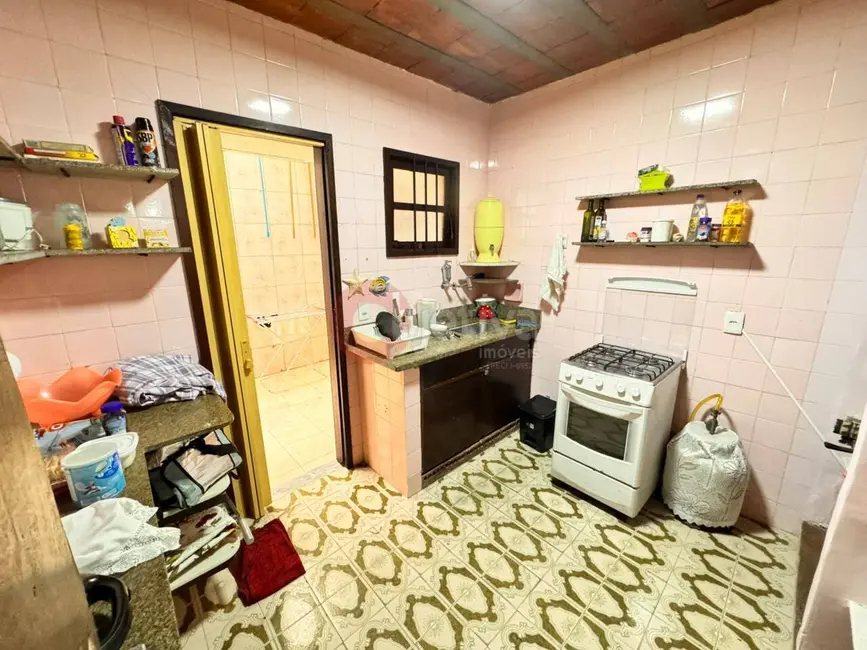 Foto 5 de Casa de Condomínio com 3 quartos à venda, 79m2 em Braga, Cabo Frio - RJ