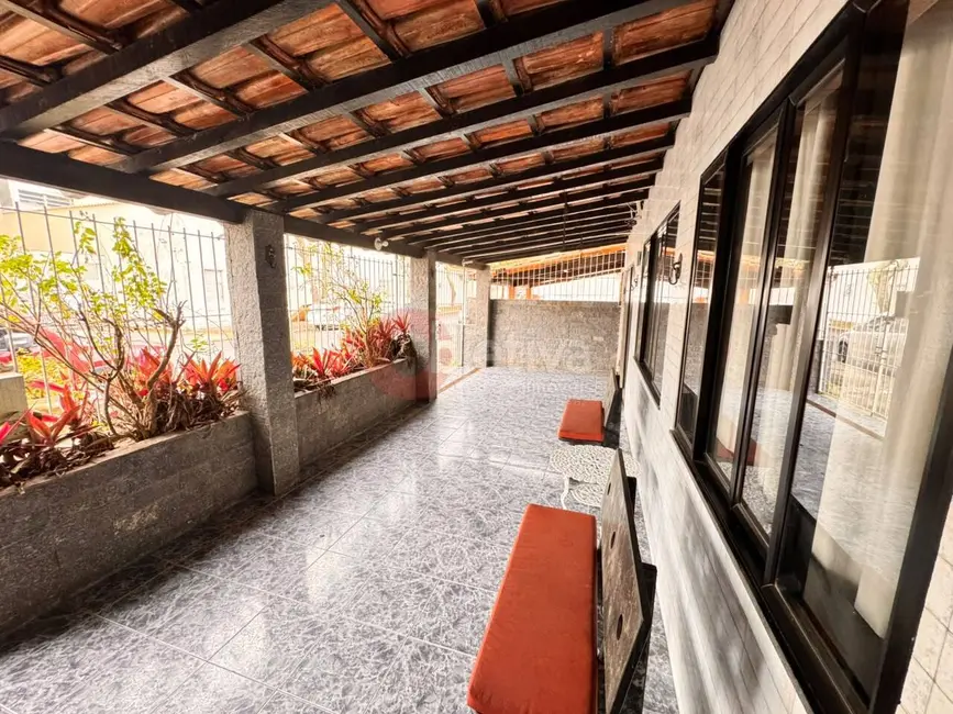 Foto 3 de Casa de Condomínio com 3 quartos à venda, 79m2 em Braga, Cabo Frio - RJ