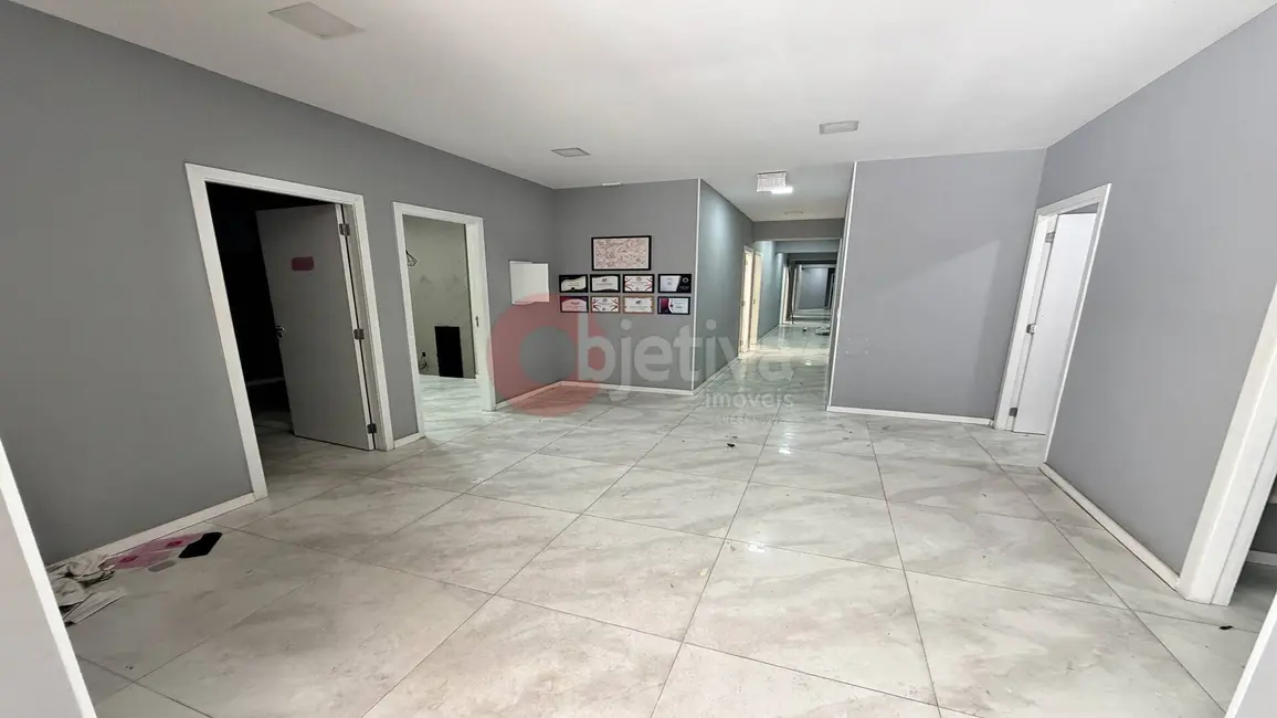 Foto 4 de Sala Comercial com 12 quartos à venda, 237m2 em Centro, Cabo Frio - RJ