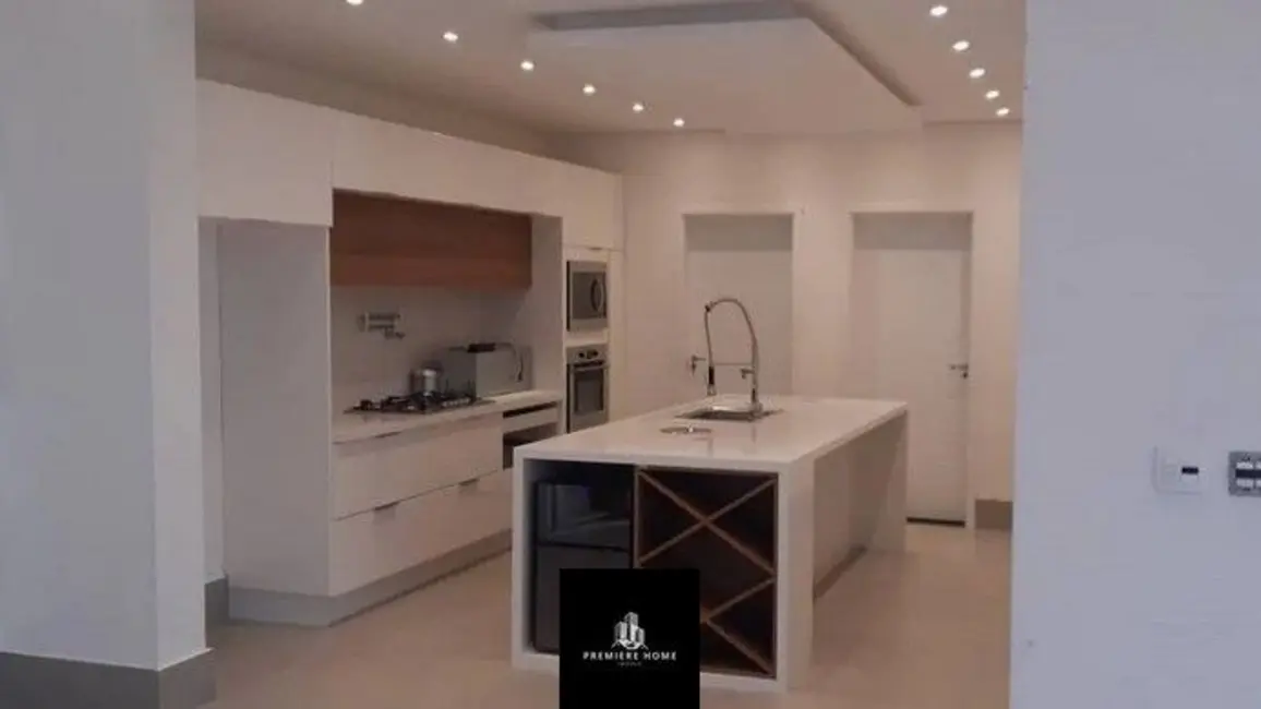Casa de Condomínio com 4 quartos à venda, 486m2 em Jardim Nova Manchester, Sorocaba - SP - imagem 6 Foto 6 de Casa de Condomínio com 4 quartos à venda, 486m2 em Jardim Nova Manchester, Sorocaba - SP
