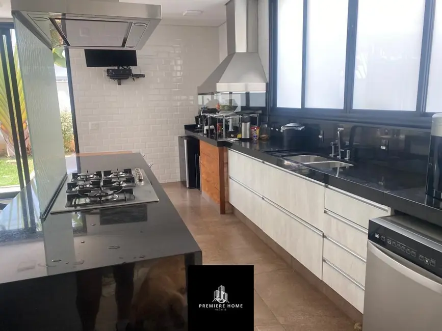 Foto 9 de Casa de Condomínio com 4 quartos para alugar, 335m2 em Alphaville Nova Esplanada, Votorantim - SP