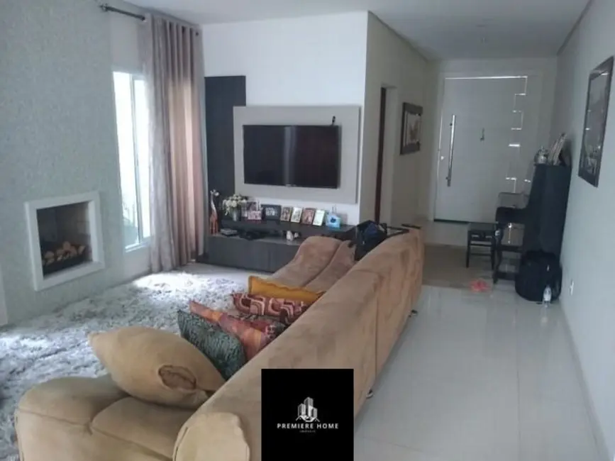 Casa de Condomínio com 4 quartos para alugar, 372m2 em Parque Campolim, Sorocaba - SP - imagem 2 Foto 2 de Casa de Condomínio com 4 quartos para alugar, 372m2 em Parque Campolim, Sorocaba - SP