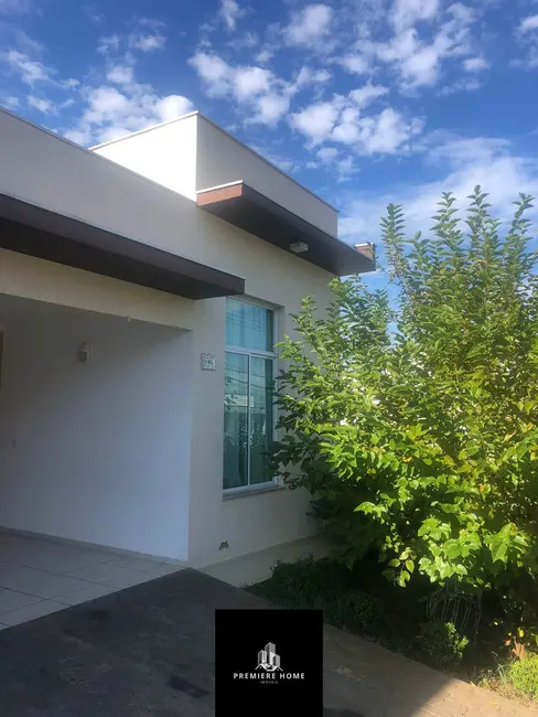 Casa de Condomínio com 4 quartos à venda, 200m2 em Wanel Ville, Sorocaba - SP - imagem 3 Foto 3 de Casa de Condomínio com 4 quartos à venda, 200m2 em Wanel Ville, Sorocaba - SP