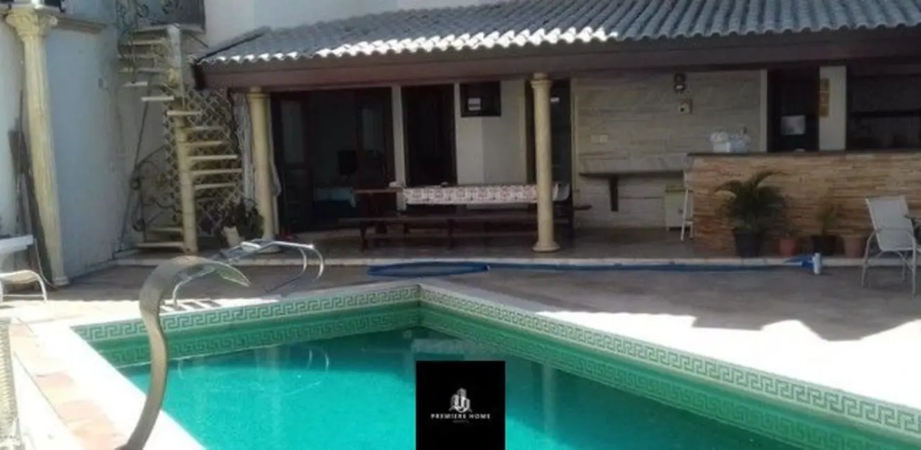 Casa com 3 quartos à venda, 800m2 em Horto Florestal, Sorocaba - SP - imagem 4 Foto 4 de Casa com 3 quartos à venda, 800m2 em Horto Florestal, Sorocaba - SP