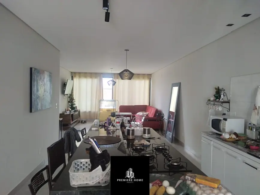 Casa de Condomínio com 3 quartos à venda, 164m2 em Aparecidinha, Sorocaba - SP - imagem 4 Foto 4 de Casa de Condomínio com 3 quartos à venda, 164m2 em Aparecidinha, Sorocaba - SP