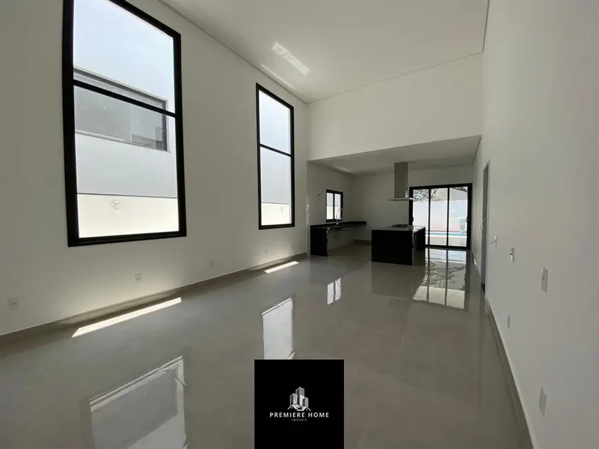 Casa de Condomínio com 3 quartos à venda, 240m2 em Alphaville Nova Esplanada, Votorantim - SP - imagem 3 Foto 3 de Casa de Condomínio com 3 quartos à venda, 240m2 em Alphaville Nova Esplanada, Votorantim - SP