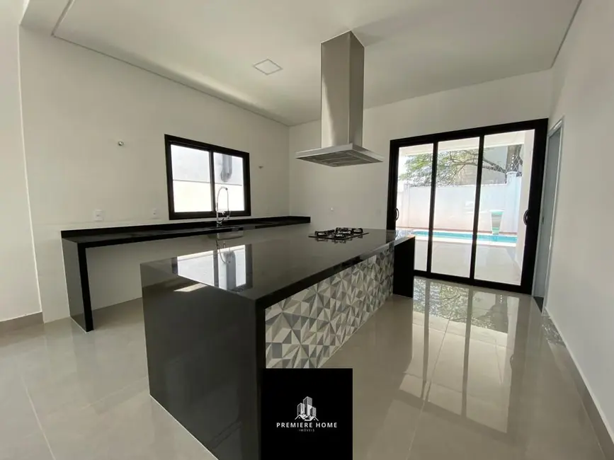 Casa de Condomínio com 3 quartos à venda, 240m2 em Alphaville Nova Esplanada, Votorantim - SP - imagem 9 Foto 9 de Casa de Condomínio com 3 quartos à venda, 240m2 em Alphaville Nova Esplanada, Votorantim - SP