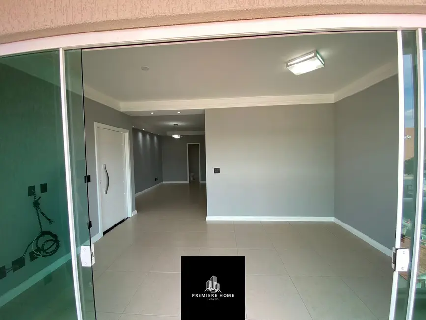 Foto 2 de Apartamento com 3 quartos à venda, 120m2 em Jardim Faculdade, Sorocaba - SP