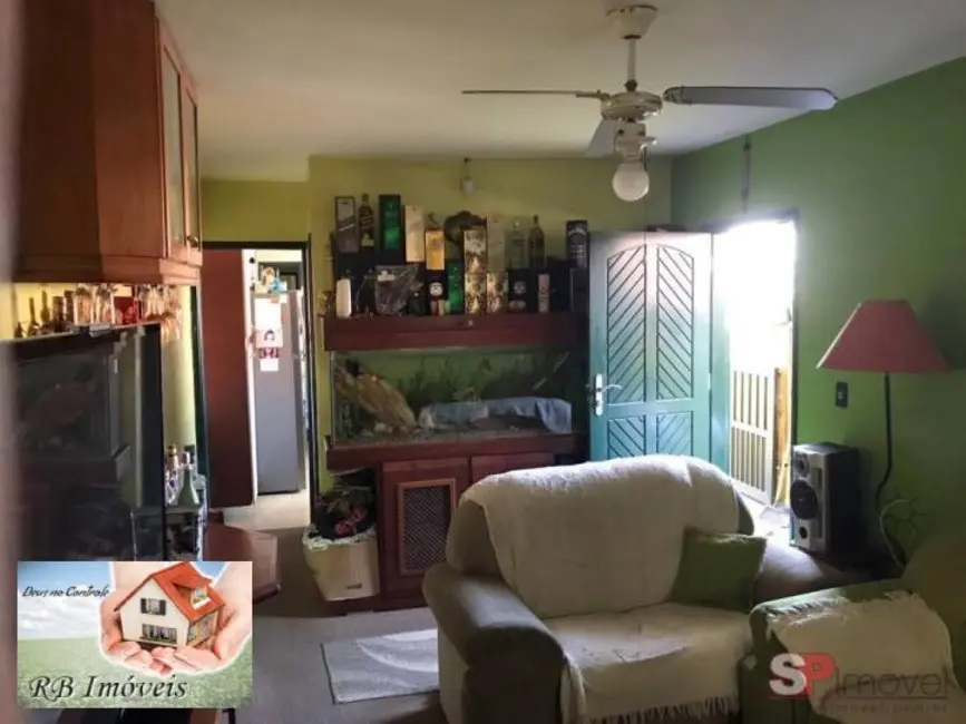 Foto 3 de Casa com 2 quartos à venda, 220m2 em Canhema, Diadema - SP