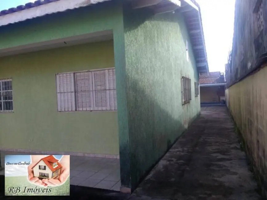Foto 2 de Casa com 2 quartos à venda em Itanhaem - SP