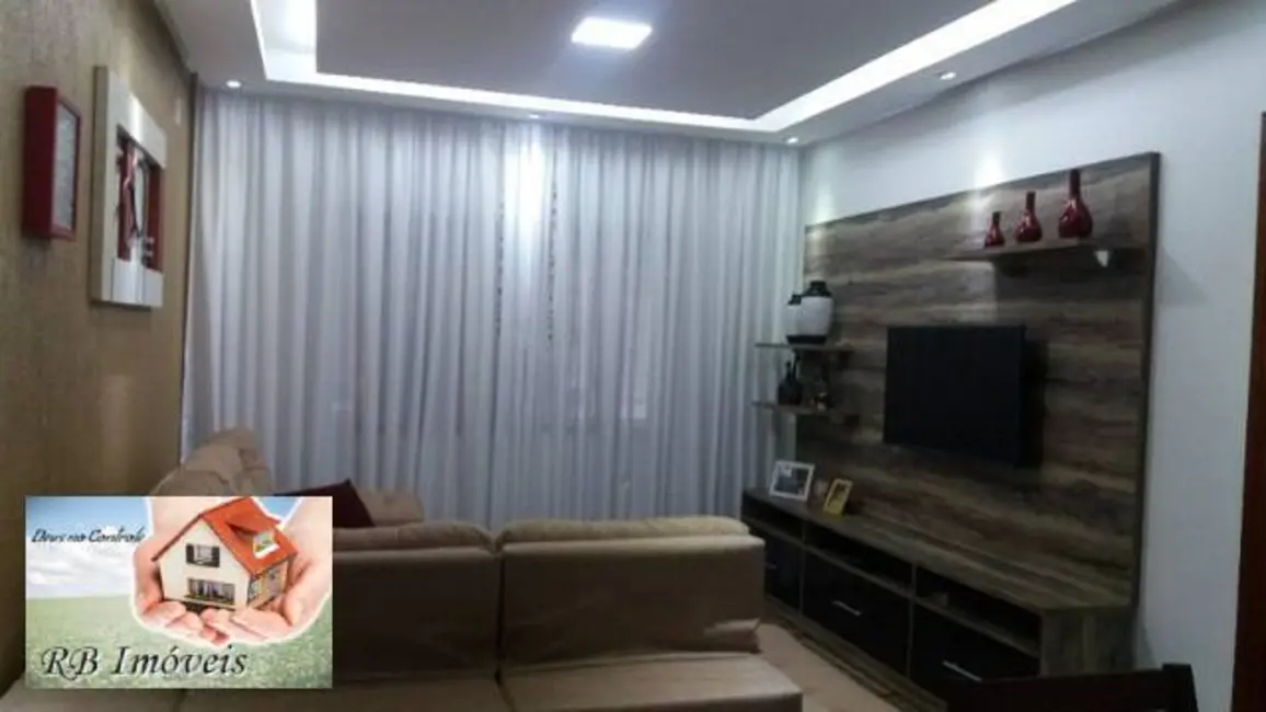 Casa com 3 quartos à venda em Jardim Las Vegas, Santo Andre - SP - imagem 4 Foto 4 de Casa com 3 quartos à venda em Jardim Las Vegas, Santo Andre - SP