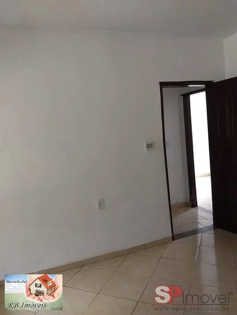 Casa com 3 quartos à venda, 162m2 em Jardim Utinga, Santo Andre - SP - imagem 4 Foto 4 de Casa com 3 quartos à venda, 162m2 em Jardim Utinga, Santo Andre - SP