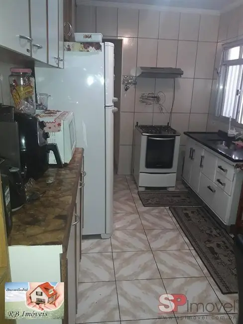 Casa com 2 quartos à venda em Jardim Santo André, Santo Andre - SP - imagem 6 Foto 6 de Casa com 2 quartos à venda em Jardim Santo André, Santo Andre - SP