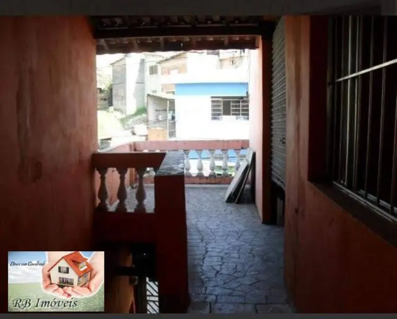 Casa com 3 quartos à venda em Jardim Santo André, Santo Andre - SP - imagem 5 Foto 5 de Casa com 3 quartos à venda em Jardim Santo André, Santo Andre - SP