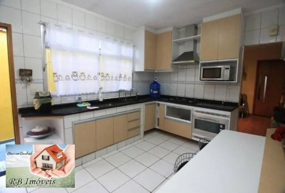 Casa com 2 quartos à venda em Alves Dias, Sao Bernardo Do Campo - SP - imagem 6 Foto 6 de Casa com 2 quartos à venda em Alves Dias, Sao Bernardo Do Campo - SP