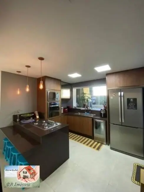 Foto 3 de Casa com 4 quartos à venda em Olímpico, Sao Caetano Do Sul - SP