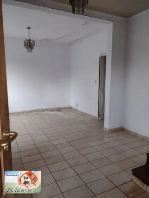 Foto 2 de Sobrado com 2 quartos à venda, 200m2 em Centro, Diadema - SP