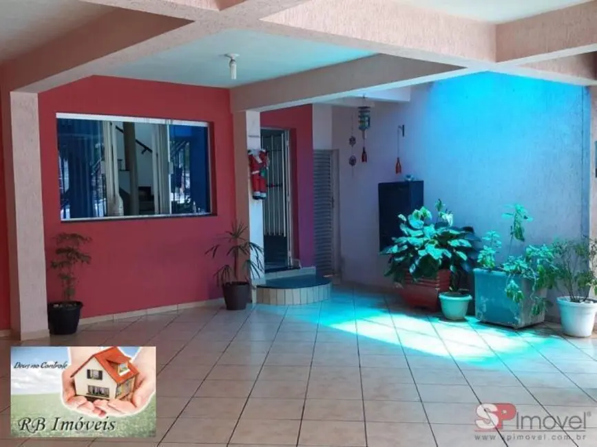 Sobrado com 4 quartos à venda em Parque Novo Oratório, Santo Andre - SP - imagem 4 Foto 4 de Sobrado com 4 quartos à venda em Parque Novo Oratório, Santo Andre - SP