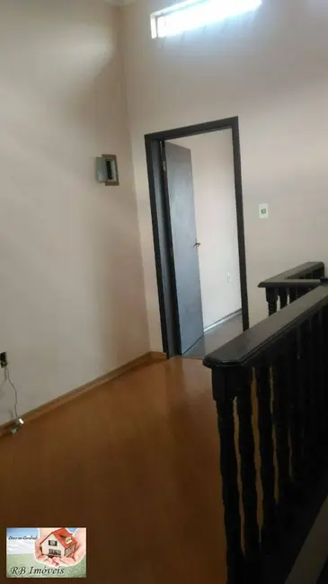 Sobrado com 4 quartos à venda, 140m2 em Jardim do Estádio, Santo Andre - SP - imagem 4 Foto 4 de Sobrado com 4 quartos à venda, 140m2 em Jardim do Estádio, Santo Andre - SP