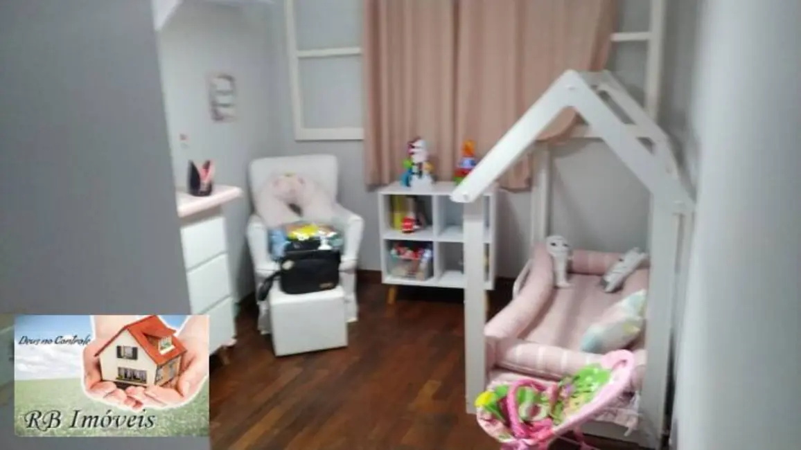 Sobrado com 3 quartos à venda, 186m2 em Vila Gilda, Santo Andre - SP - imagem 9 Foto 9 de Sobrado com 3 quartos à venda, 186m2 em Vila Gilda, Santo Andre - SP