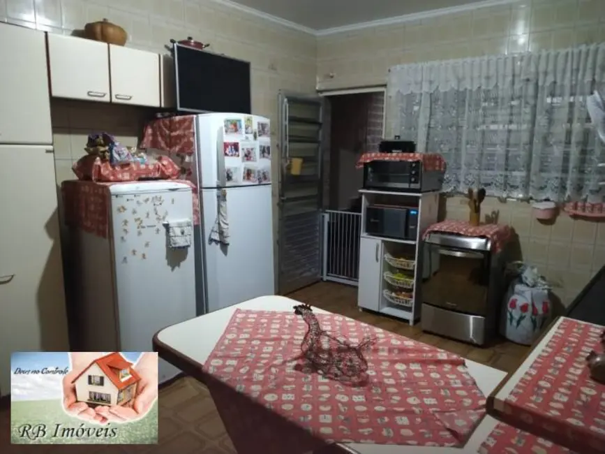 Sobrado com 3 quartos à venda, 186m2 em Vila Gilda, Santo Andre - SP - imagem 7 Foto 7 de Sobrado com 3 quartos à venda, 186m2 em Vila Gilda, Santo Andre - SP