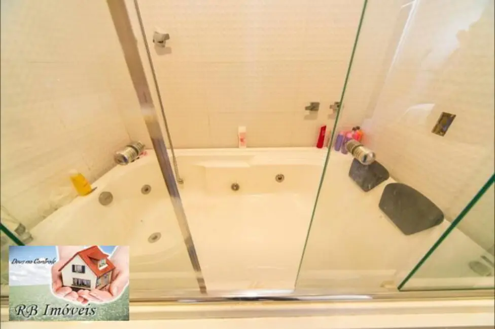 Sobrado com 3 quartos à venda em Jardim Monções, Santo Andre - SP - imagem 8 Foto 8 de Sobrado com 3 quartos à venda em Jardim Monções, Santo Andre - SP