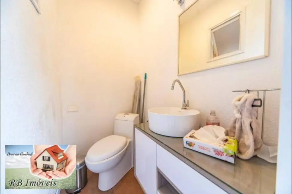 Sobrado com 3 quartos à venda em Jardim Monções, Santo Andre - SP - imagem 4 Foto 4 de Sobrado com 3 quartos à venda em Jardim Monções, Santo Andre - SP