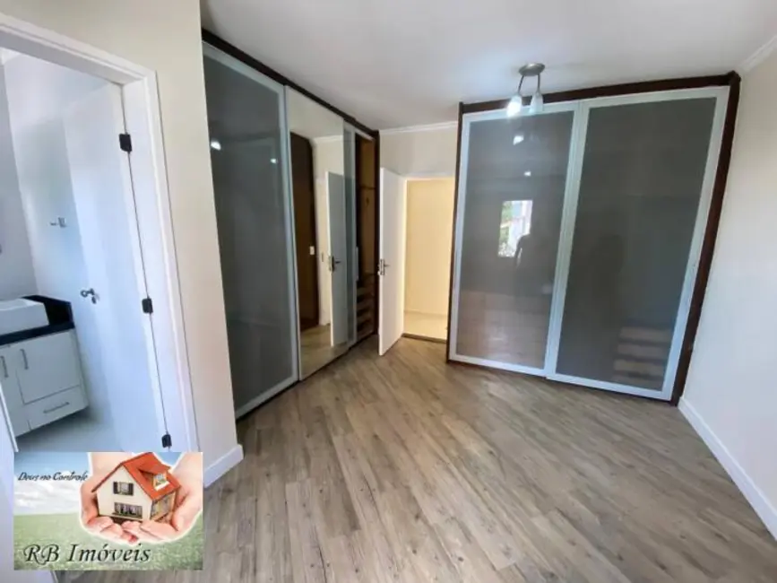 Foto 1 de Sobrado com 4 quartos à venda, 279m2 em Vila Eldízia, Santo Andre - SP