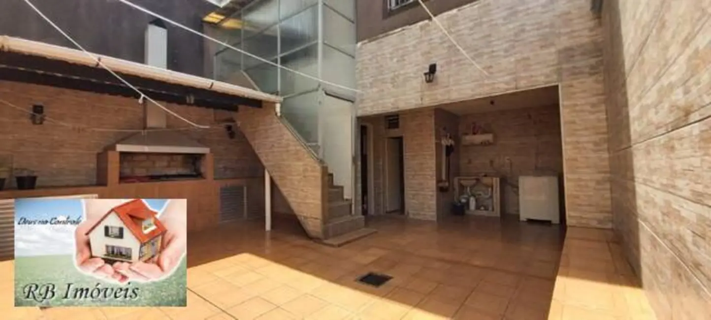 Foto 1 de Sobrado com 3 quartos à venda, 120m2 em Jardim Stella, Santo Andre - SP