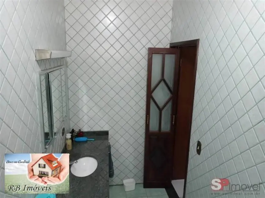 Sobrado com 3 quartos à venda, 270m2 em Jardim Cristiane, Santo Andre - SP - imagem 9 Foto 9 de Sobrado com 3 quartos à venda, 270m2 em Jardim Cristiane, Santo Andre - SP