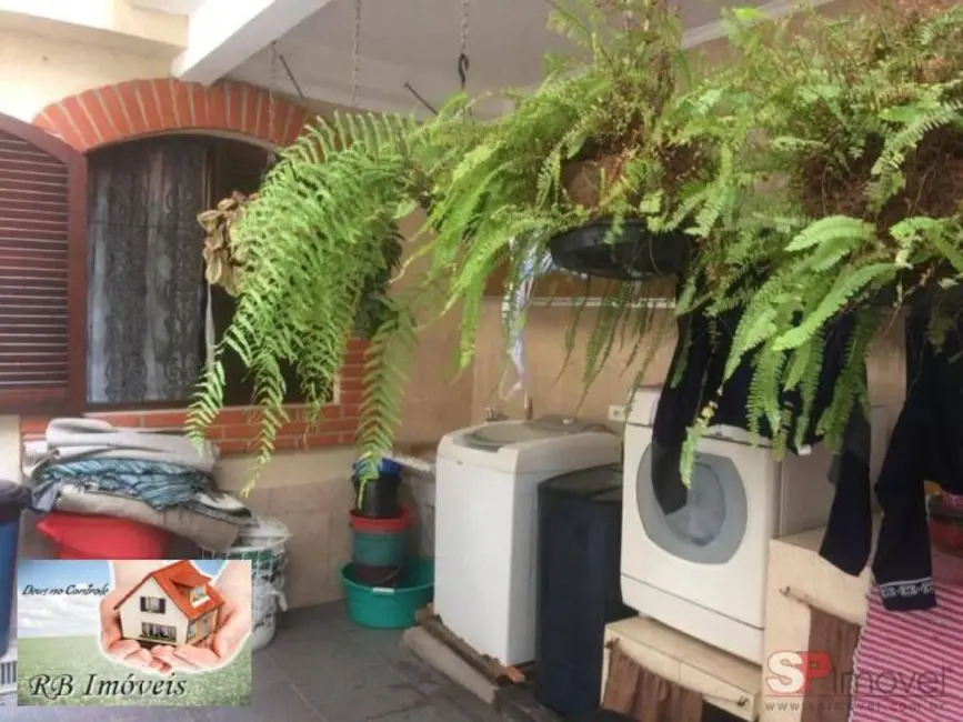 Foto 4 de Sobrado com 4 quartos à venda, 215m2 em Santa Terezinha, Santo Andre - SP