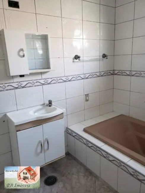 Sobrado com 4 quartos à venda em Jardim do Estádio, Santo Andre - SP - imagem 5 Foto 5 de Sobrado com 4 quartos à venda em Jardim do Estádio, Santo Andre - SP