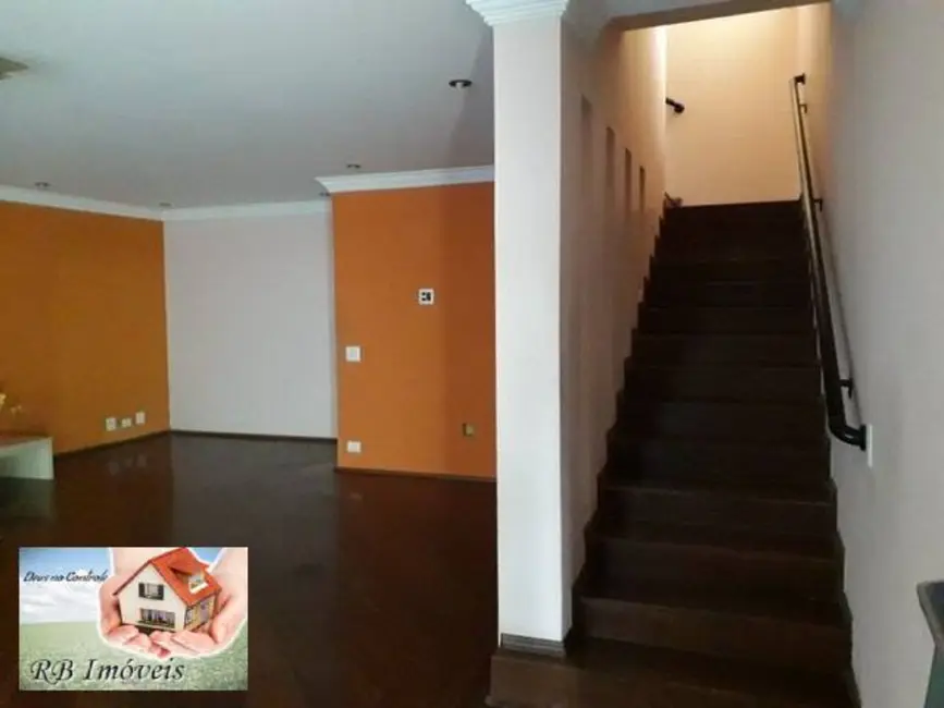 Sobrado com 4 quartos à venda, 250m2 em Parque Erasmo Assunção, Santo Andre - SP - imagem 2 Foto 2 de Sobrado com 4 quartos à venda, 250m2 em Parque Erasmo Assunção, Santo Andre - SP