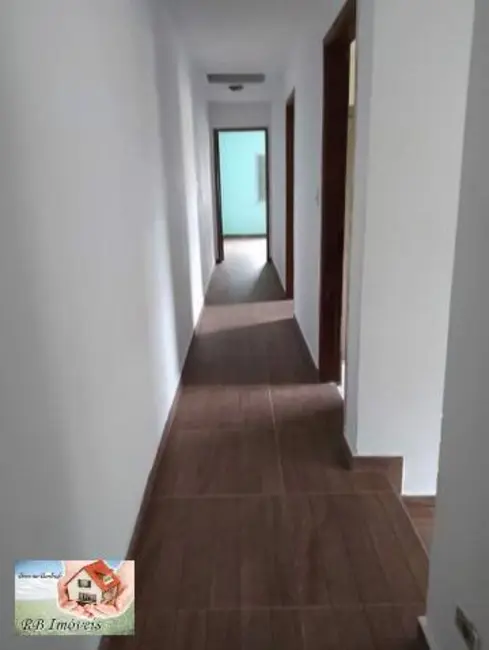 Sobrado com 3 quartos à venda, 200m2 em Vila Pires, Santo Andre - SP - imagem 4 Foto 4 de Sobrado com 3 quartos à venda, 200m2 em Vila Pires, Santo Andre - SP