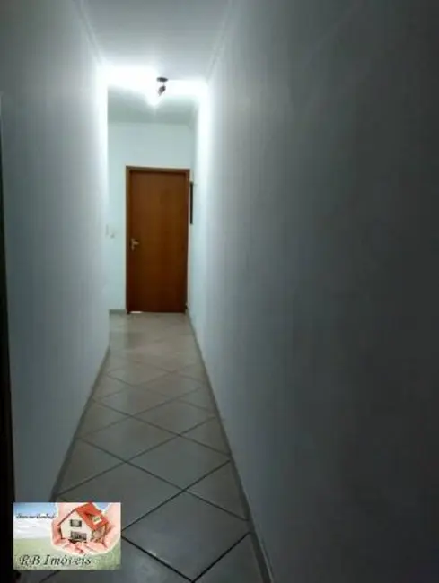 Sobrado com 3 quartos à venda em Vila Pires, Santo Andre - SP - imagem 8 Foto 8 de Sobrado com 3 quartos à venda em Vila Pires, Santo Andre - SP