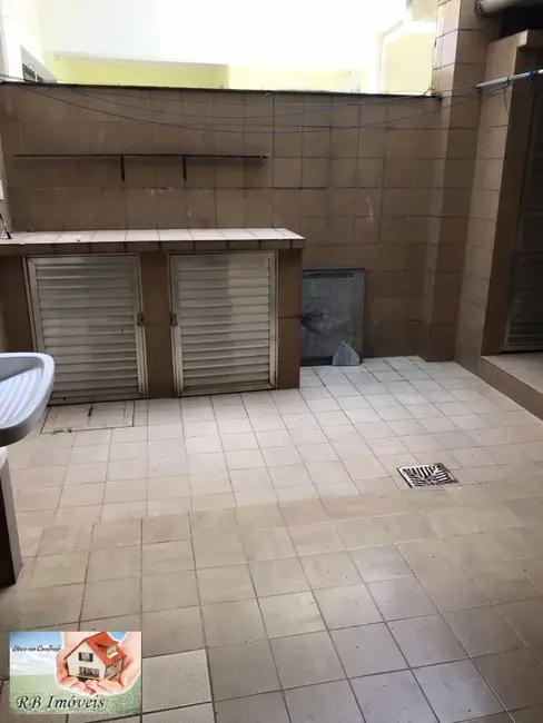 Sobrado com 3 quartos à venda, 240m2 em Jardim, Santo Andre - SP - imagem 4 Foto 4 de Sobrado com 3 quartos à venda, 240m2 em Jardim, Santo Andre - SP