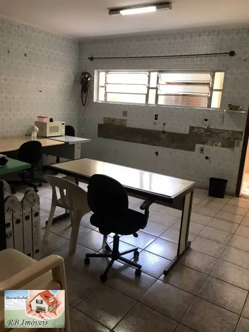 Sobrado com 3 quartos à venda, 240m2 em Jardim, Santo Andre - SP - imagem 8 Foto 8 de Sobrado com 3 quartos à venda, 240m2 em Jardim, Santo Andre - SP