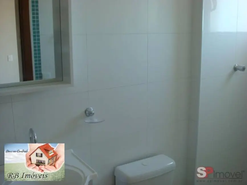 Sobrado com 3 quartos à venda, 240m2 em Jardim, Santo Andre - SP - imagem 7 Foto 7 de Sobrado com 3 quartos à venda, 240m2 em Jardim, Santo Andre - SP