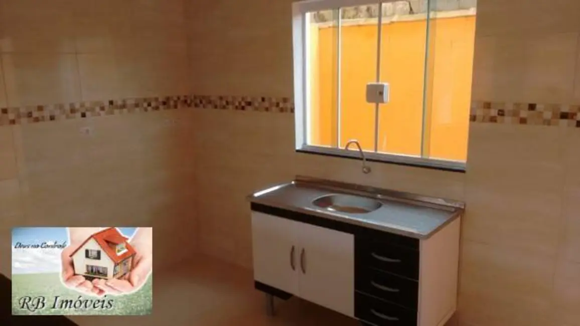 Foto 4 de Casa com 2 quartos à venda, 78m2 em Mongagua - SP