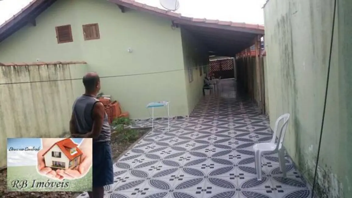 Foto 3 de Casa com 2 quartos à venda, 214m2 em Mongagua - SP