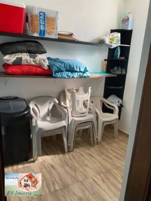 Foto 2 de Casa com 2 quartos à venda, 230m2 em Mongagua - SP