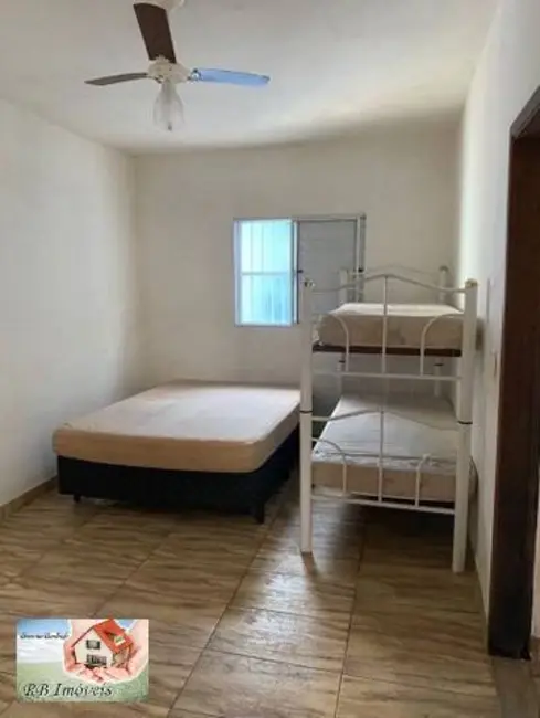 Foto 7 de Casa com 2 quartos à venda, 230m2 em Mongagua - SP