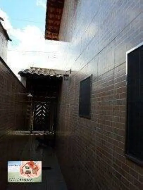 Foto 1 de Sobrado com 2 quartos à venda em Mongagua - SP