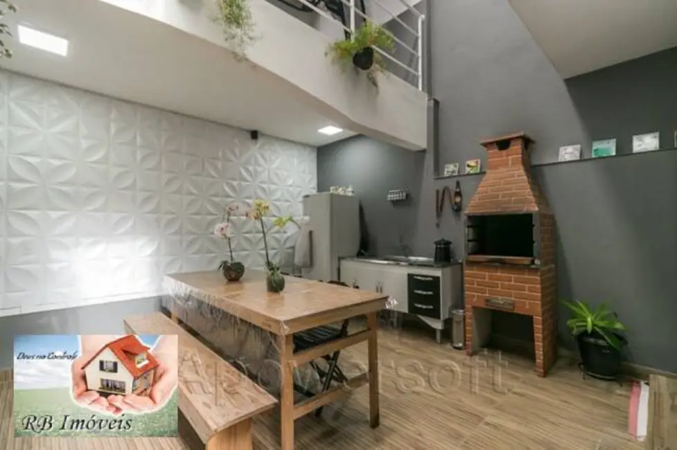 Casa com 3 quartos à venda, 161m2 em Jardim Las Vegas, Santo Andre - SP - imagem 2 Foto 2 de Casa com 3 quartos à venda, 161m2 em Jardim Las Vegas, Santo Andre - SP