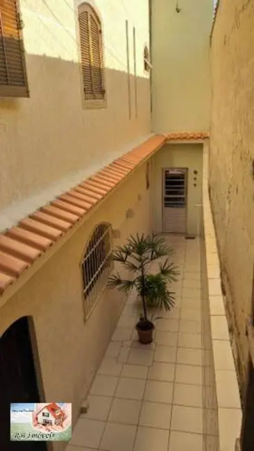Sobrado com 3 quartos à venda, 165m2 em Vila Tibiriçá, Santo Andre - SP - imagem 4 Foto 4 de Sobrado com 3 quartos à venda, 165m2 em Vila Tibiriçá, Santo Andre - SP