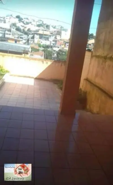Casa com 3 quartos à venda, 125m2 em Jardim Santo André, Santo Andre - SP - imagem 4 Foto 4 de Casa com 3 quartos à venda, 125m2 em Jardim Santo André, Santo Andre - SP
