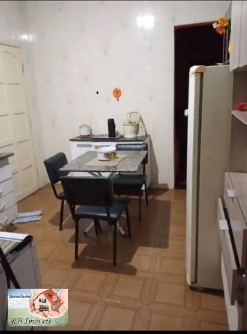 Casa com 3 quartos à venda, 125m2 em Jardim Santo André, Santo Andre - SP - imagem 8 Foto 8 de Casa com 3 quartos à venda, 125m2 em Jardim Santo André, Santo Andre - SP