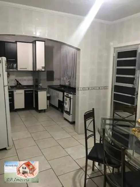 Foto 9 de Sobrado com 4 quartos à venda, 225m2 em Jardim Cristiane, Santo Andre - SP