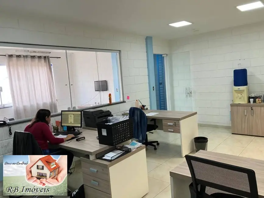 Foto 3 de Armazém / Galpão à venda, 300m2 em Ipiranga, São Paulo - SP